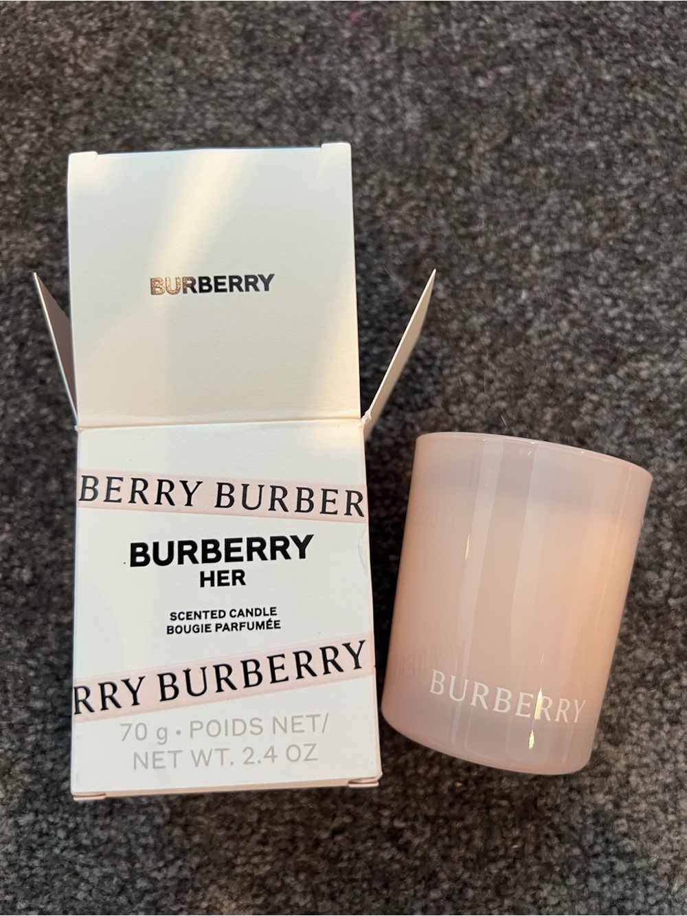 NEW Burberry Her Scented Candle 2.4oz Pink